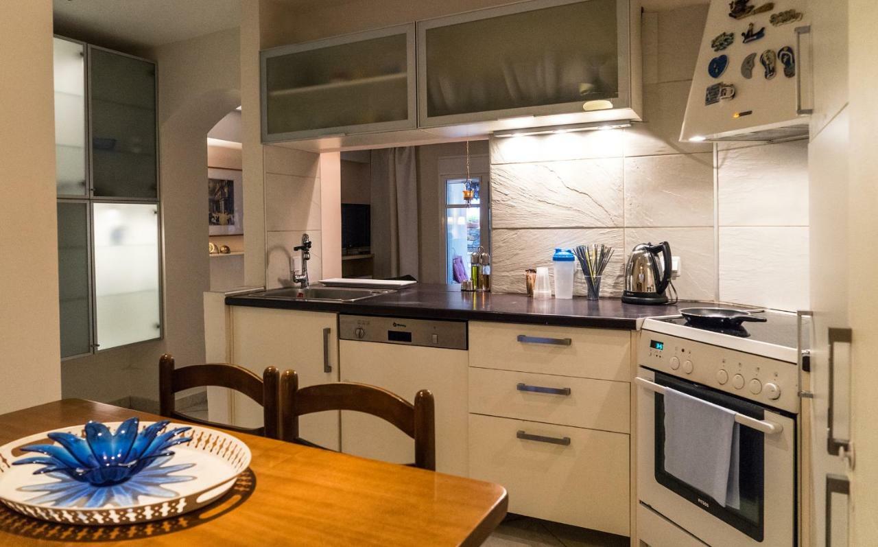 Lovely Apartm.Near Airport Kardia Exterior photo